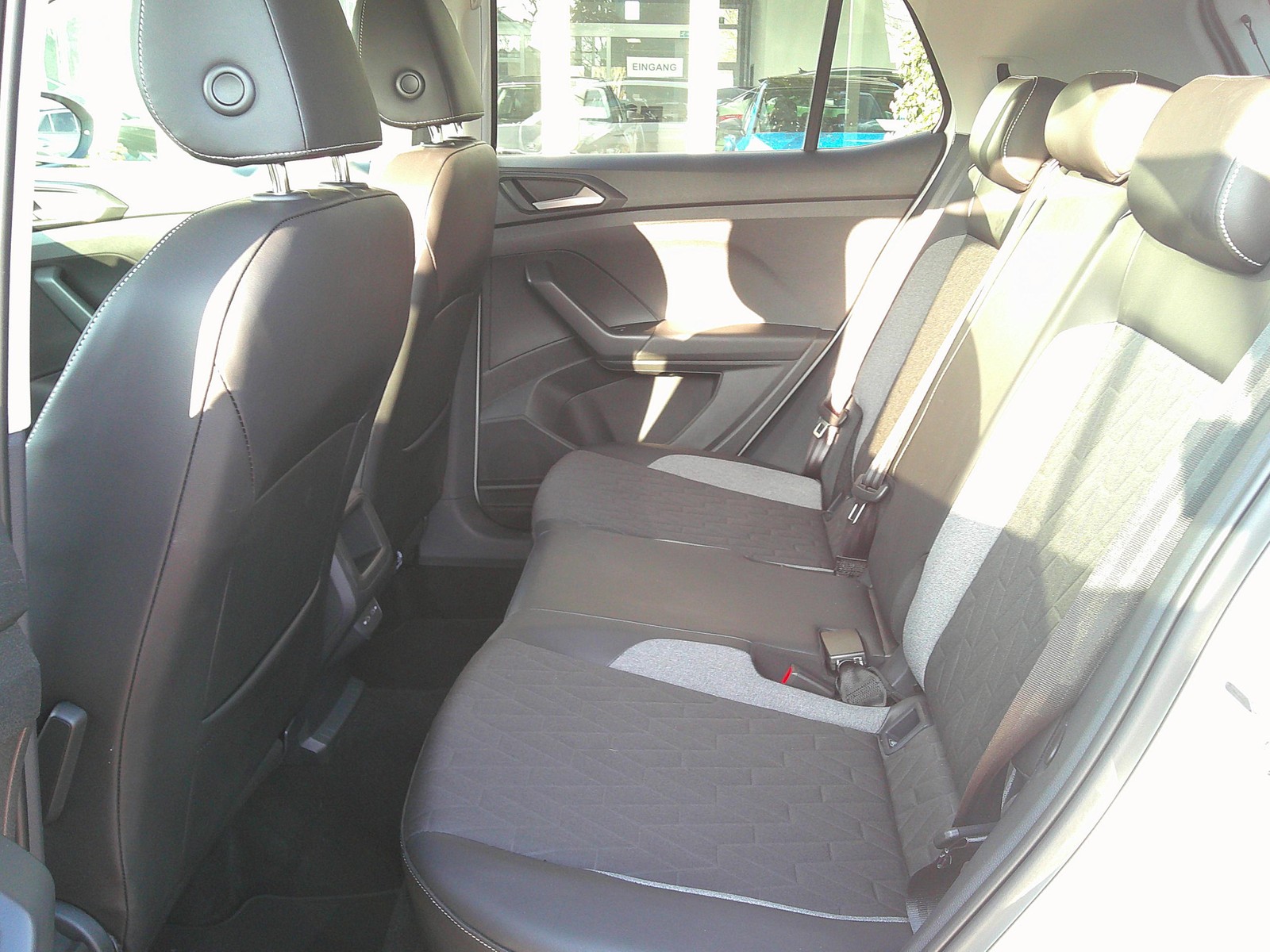 VW - T-Cross 1.0 TSI Goal Navi+Si.-Hzg.+PDC+ACC+LED_7