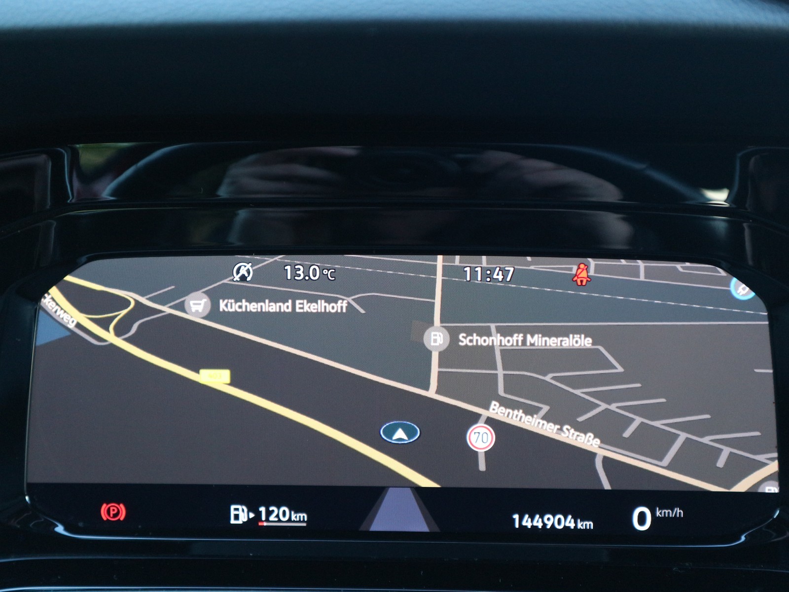 VW - Golf VIII Variant Life LED Navi AHK_2