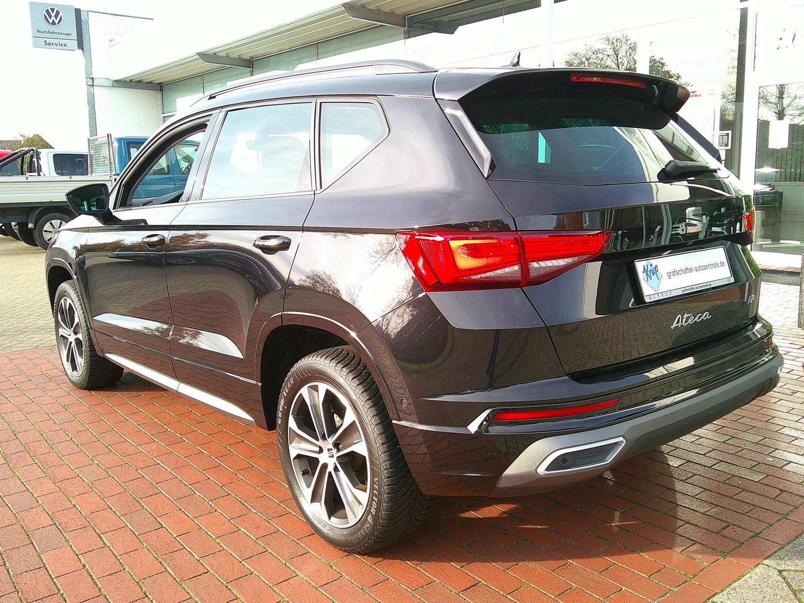 Seat - Ateca 2,0 TDI FR LED Navi Kamera_13