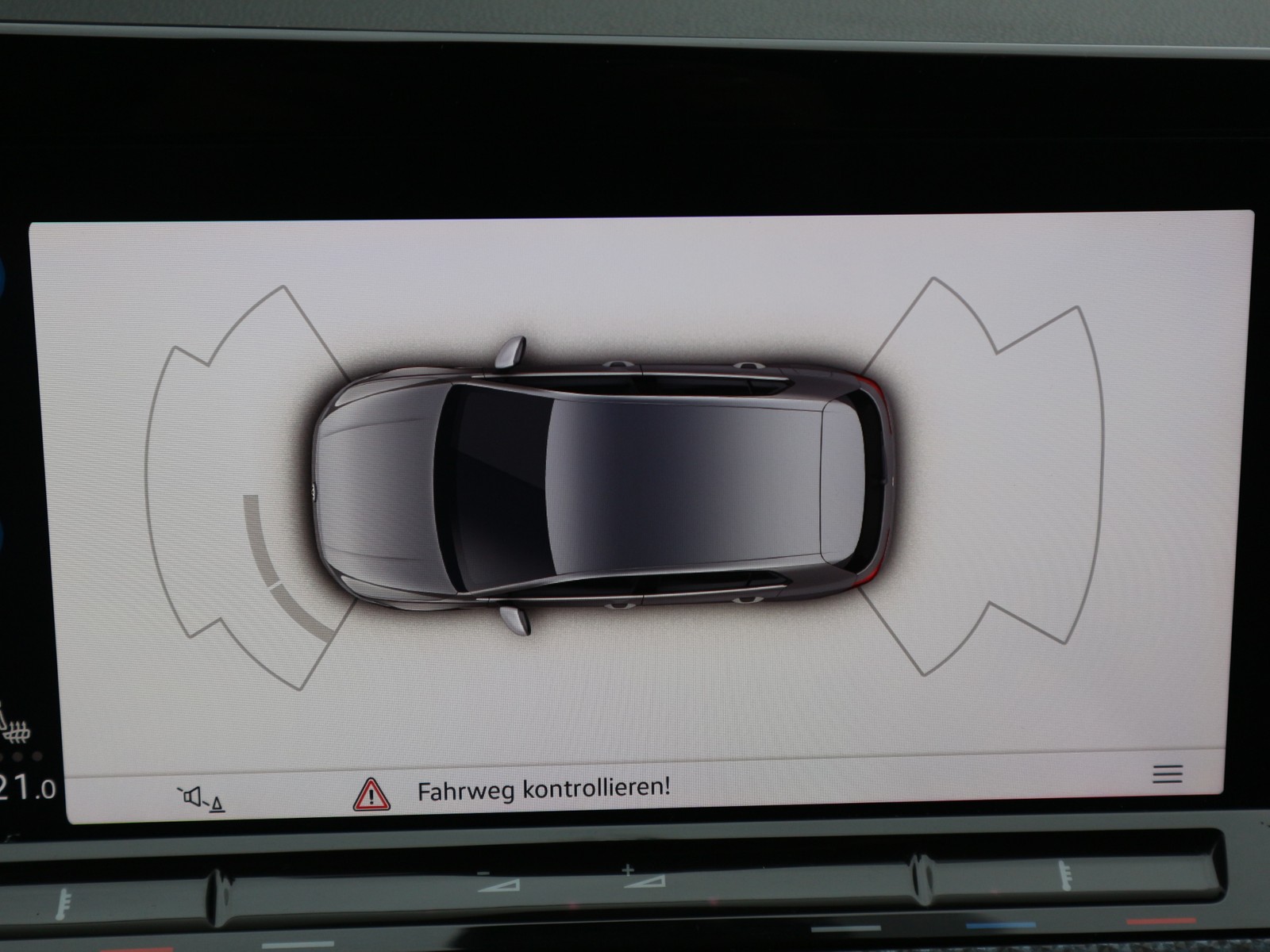 VW - Golf VIII 1,0 eTSI United LED Navi Lane Assist_9