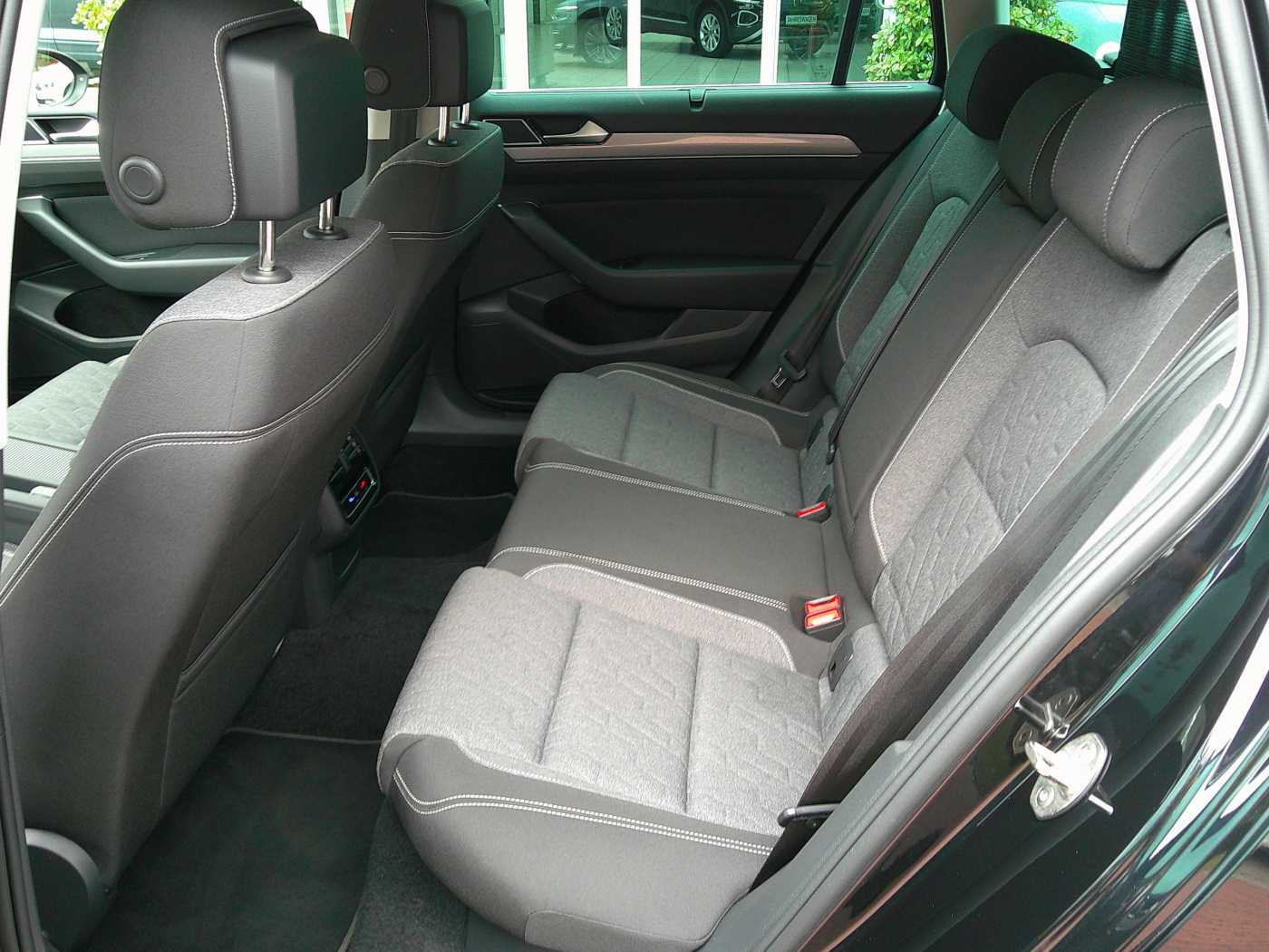 VW - Passat Variant GTE 1.4 eHybrid,Kamera,ACC,AHK_14