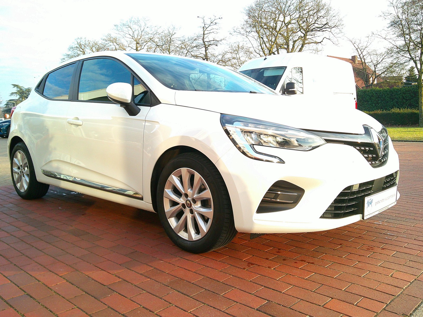 Renault - Clio V 1.0 TCe 100 Experience Navi+Tempomat+LED_16