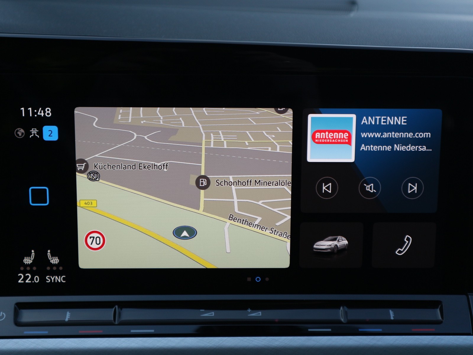 VW - Golf VIII Variant Life LED Navi AHK_6