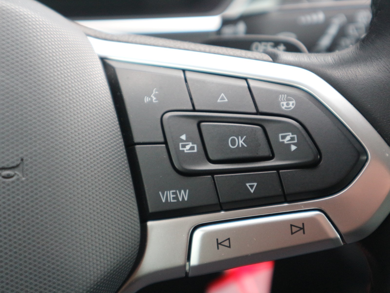 VW - Tiguan 2,0 TDI Elegance Matrix Navi AHK_6