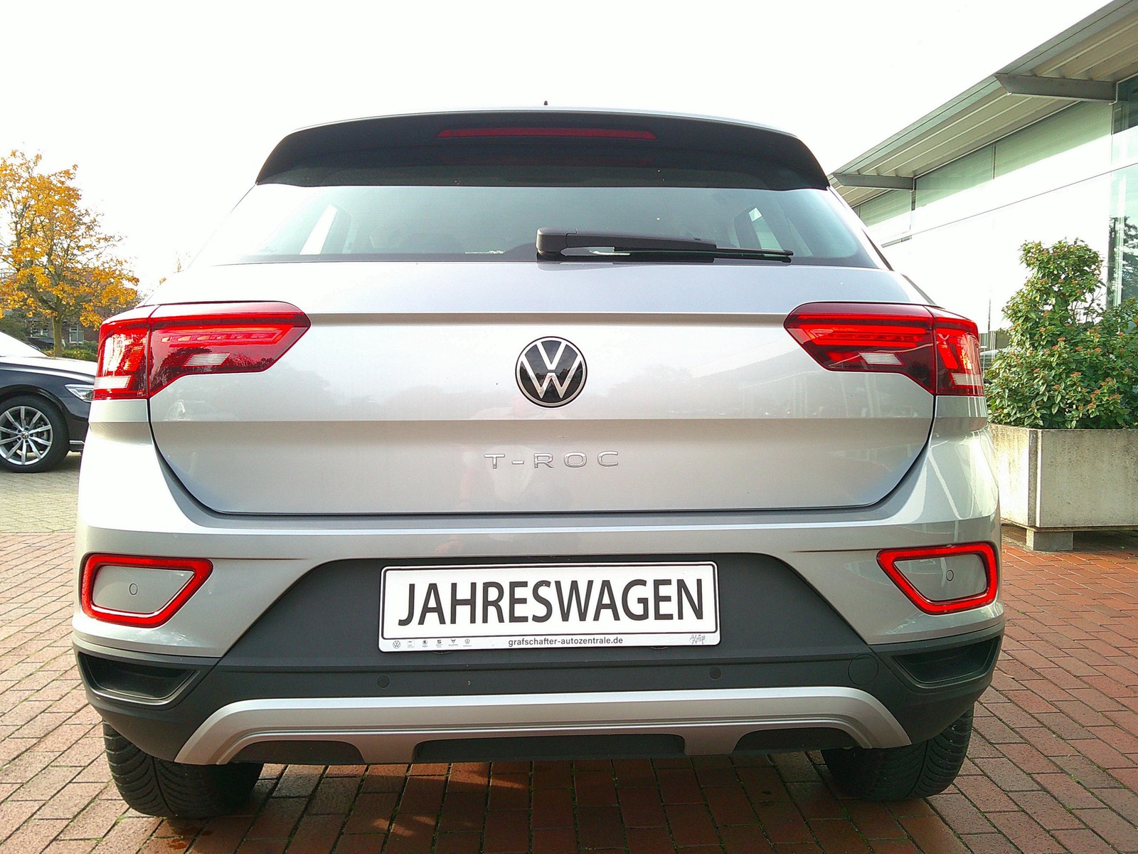 VW - T-Roc 2,0 TDI Life LED Navi Standheizung_12