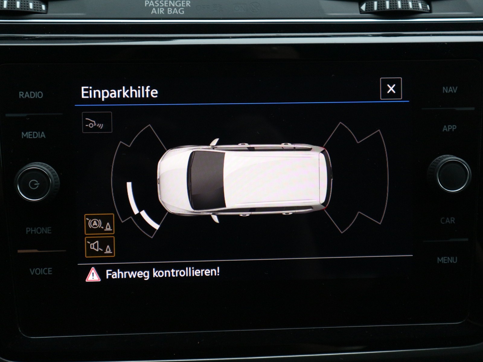 VW - Touran 1,5 TSI Comfortline Navi Kamera_7