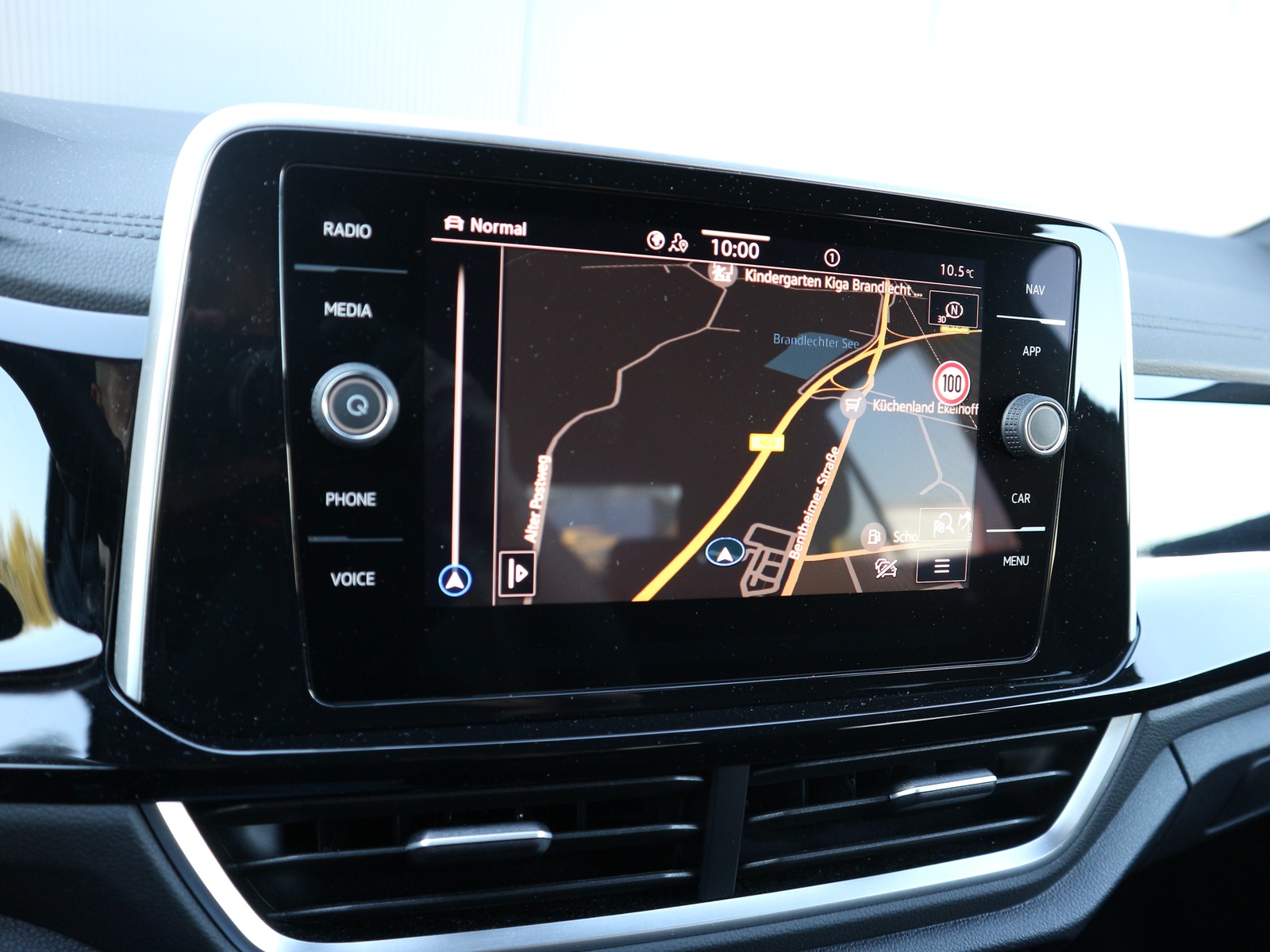 VW - T-Roc 1.5 TSI DSG R-Line NAVI+LED+ACC+KAMERA+AHK_7