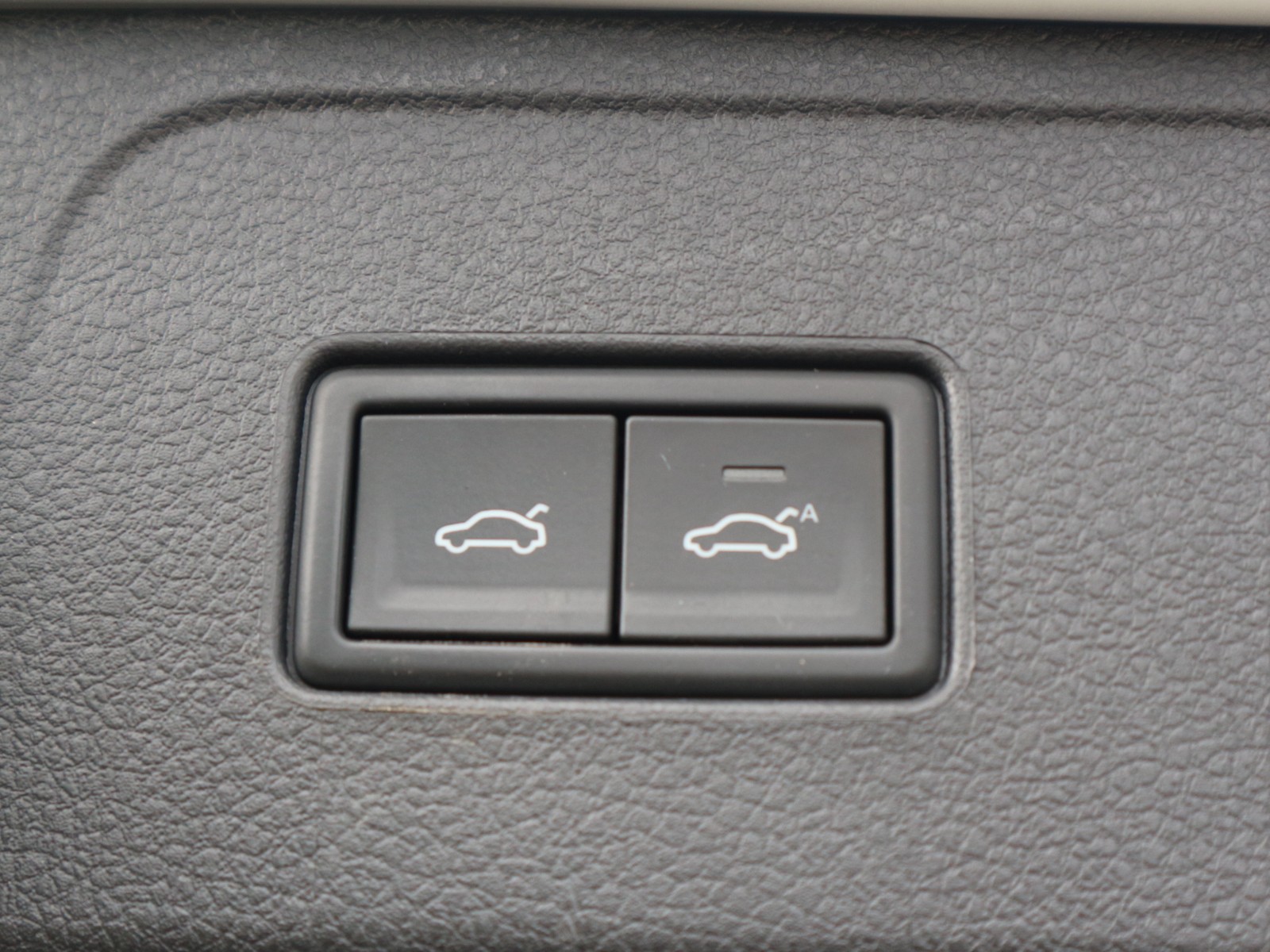 VW - Passat Variant GTE /Matrix/AHK/STDHZ/IQDRIVE_23