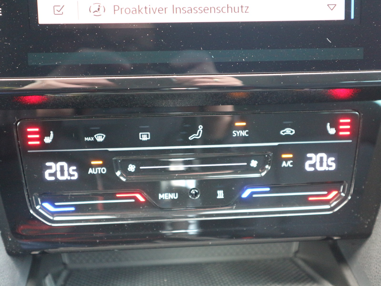VW - Passat Variant GTE /Matrix/AHK/STDHZ/IQDRIVE_13