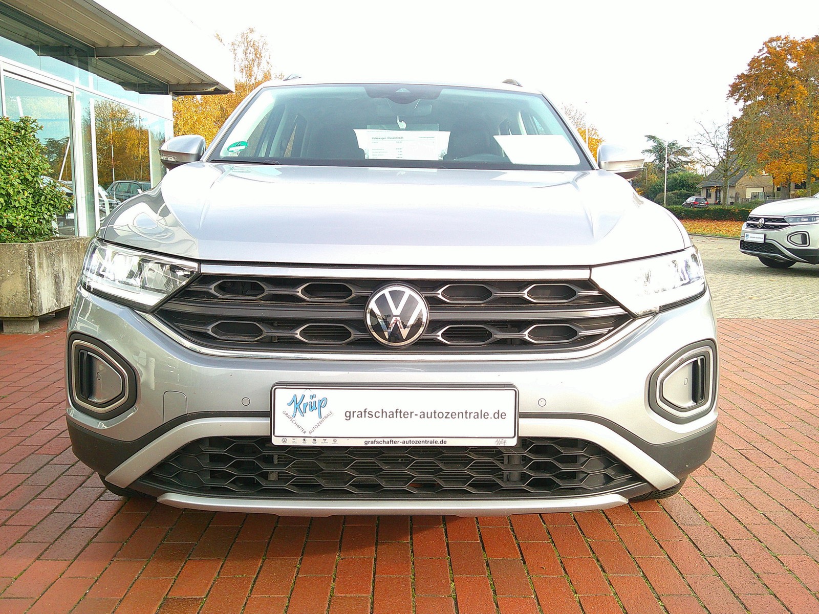 VW - T-Roc 2,0 TDI Life LED Navi Standheizung_16