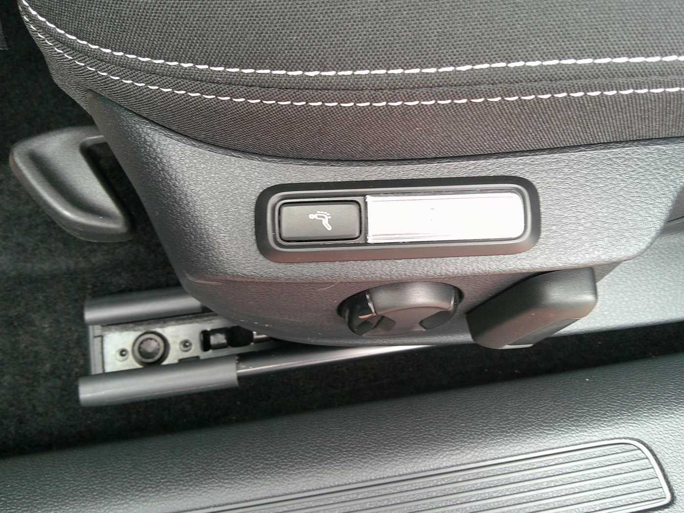 VW - Passat Variant GTE 1.4 eHybrid,Kamera,ACC,AHK_10