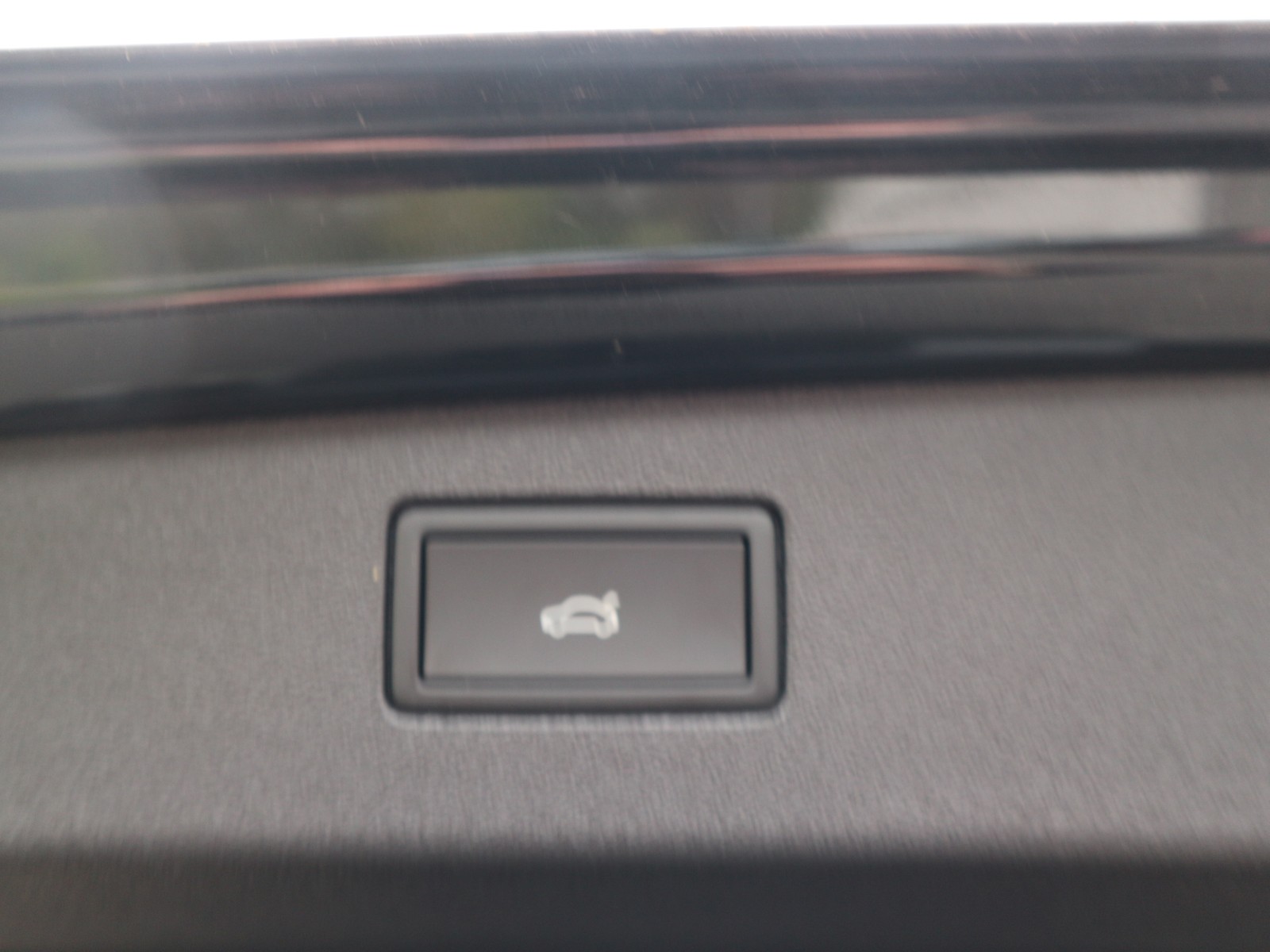 VW - Tiguan 2,0 TDI Elegance +LED+Navi+AHK+Kamera_19