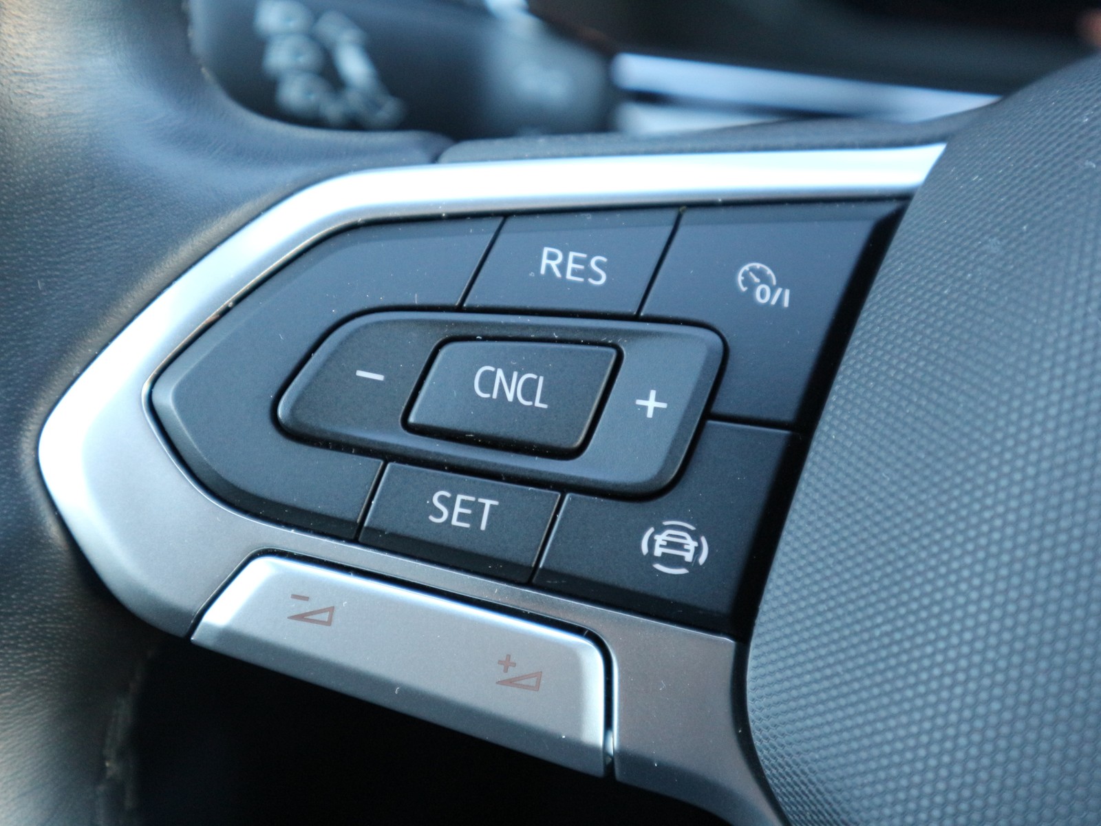 VW - T-Cross 1,0 TSI Move +AHK+LED+Navi+LaneAssist_4