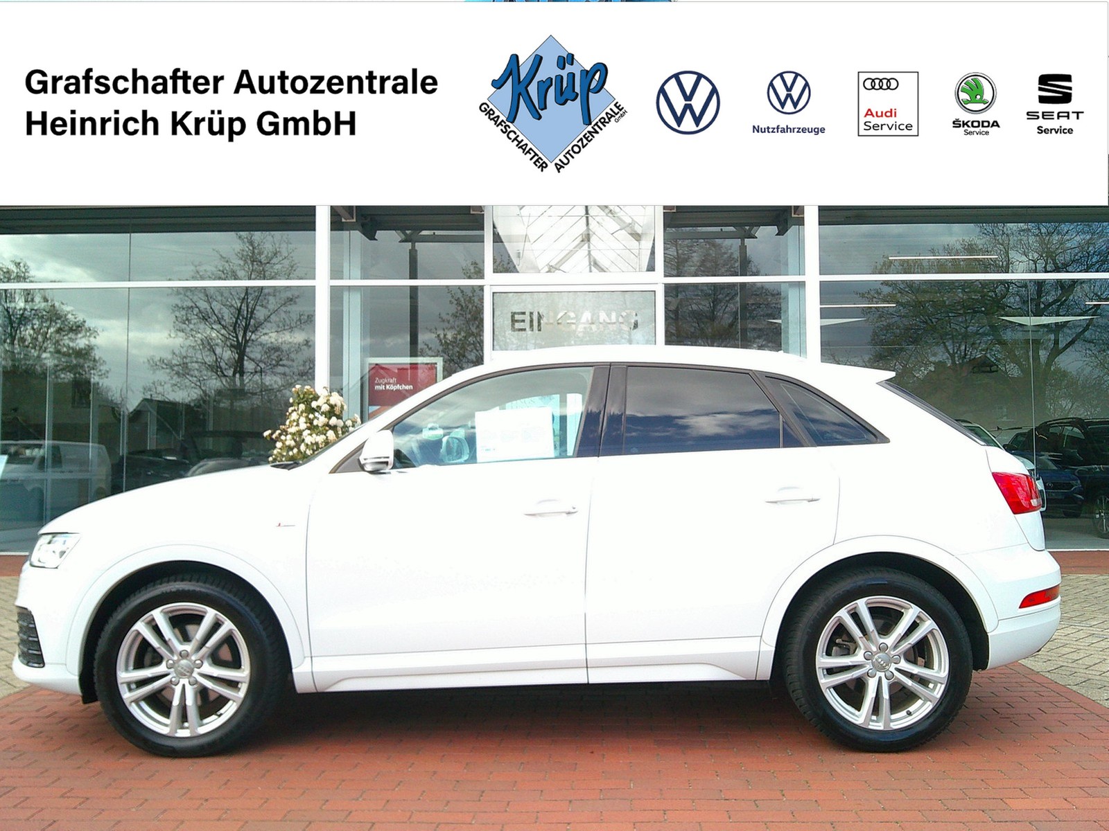 Audi - Q3 2.0 TDI DSG  S-Line quattro SiHz+PDC+NAVI+AHK_1