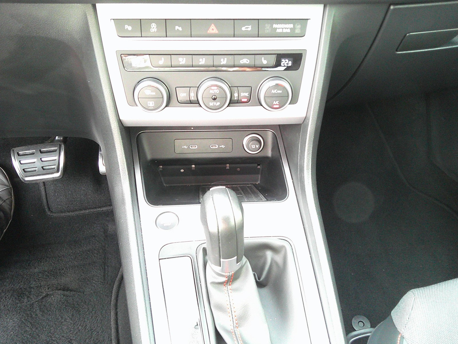 Seat - Ateca 2,0 TDI FR LED Navi Kamera_5