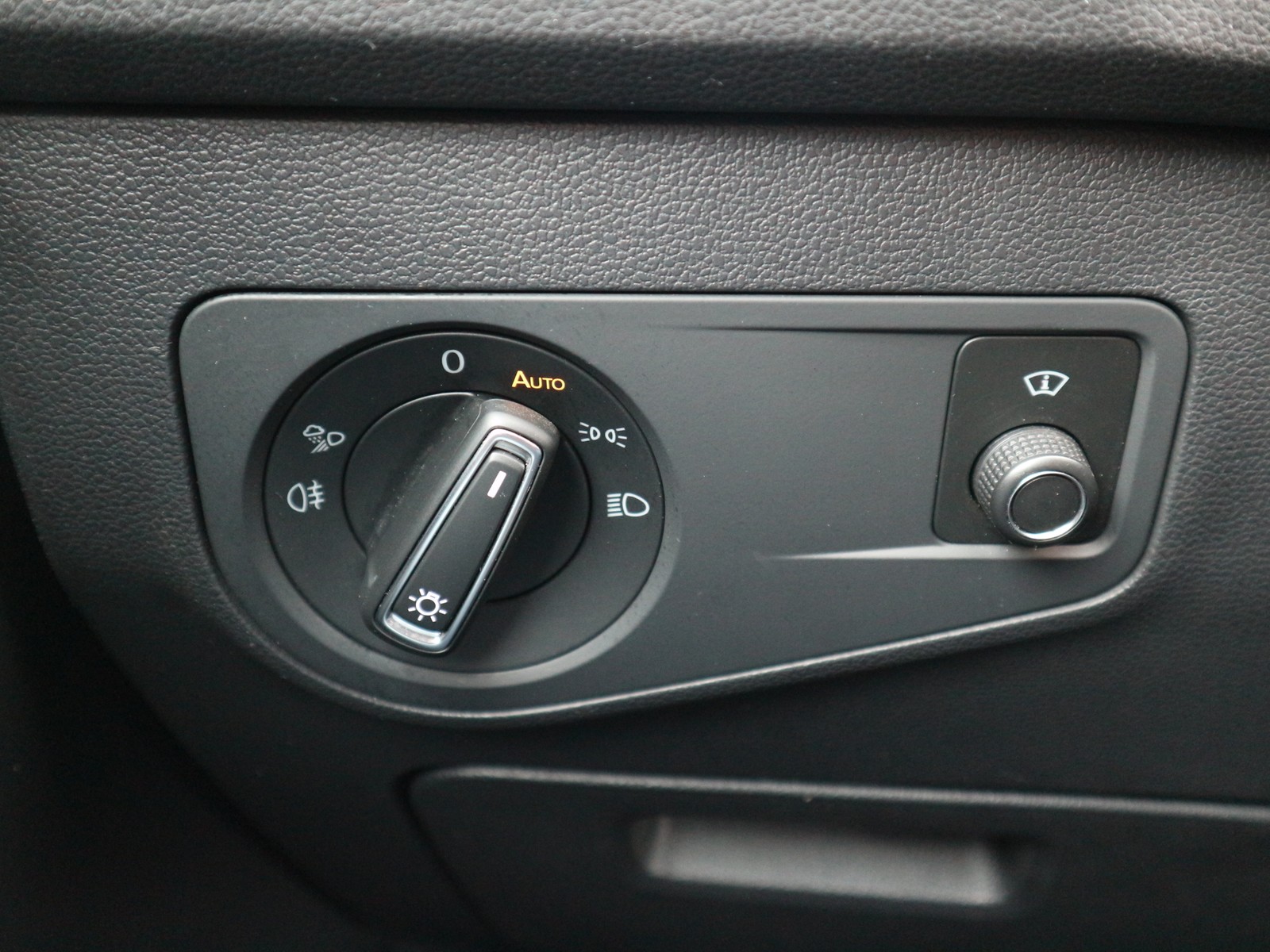 Fahrzeugbild_16 Fahrzeugbild_16