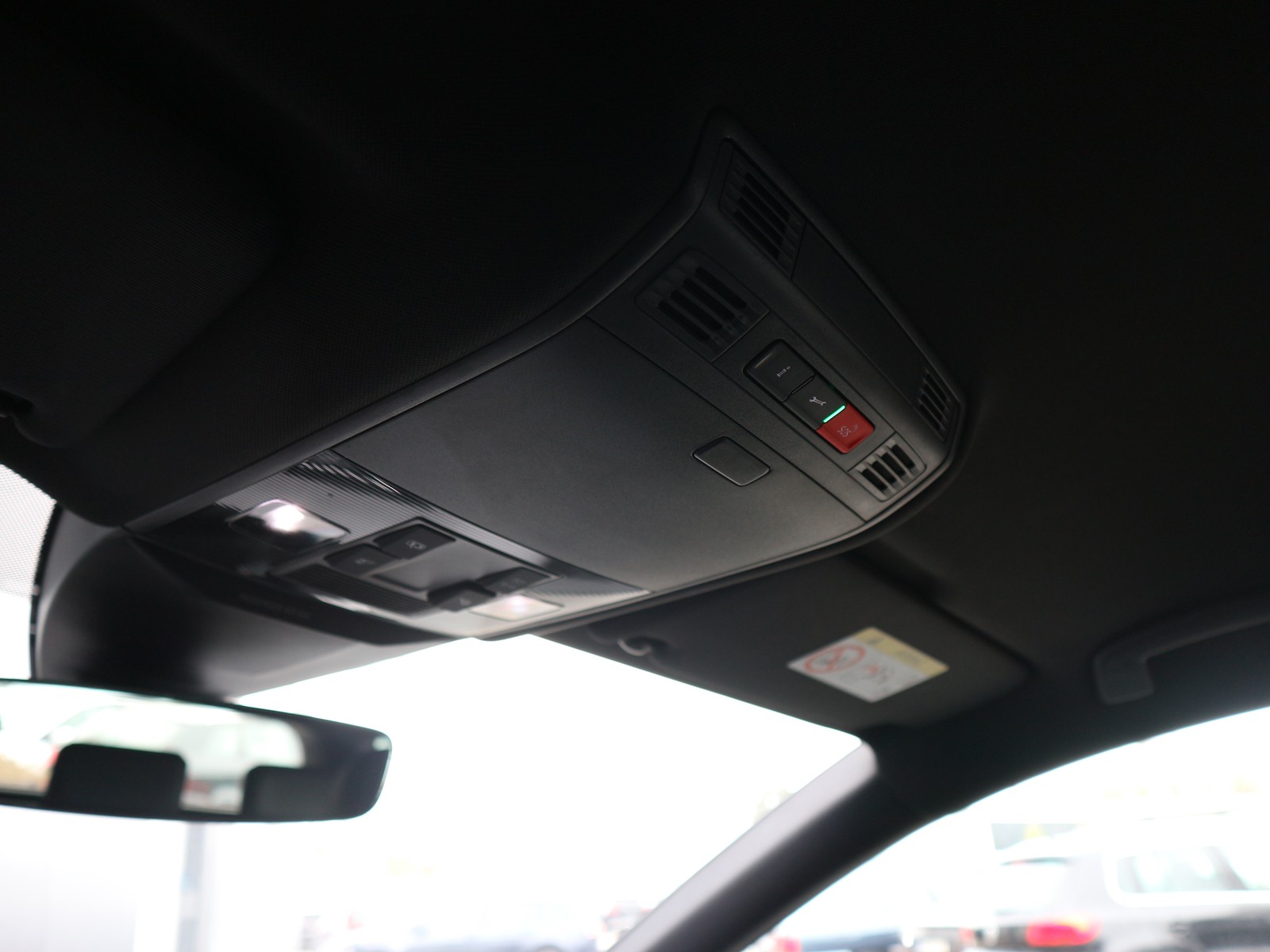 VW - Passat Variant 2.0 TDI DSG R Line /MATRIX/IQDRIVE/MASSAGE_16