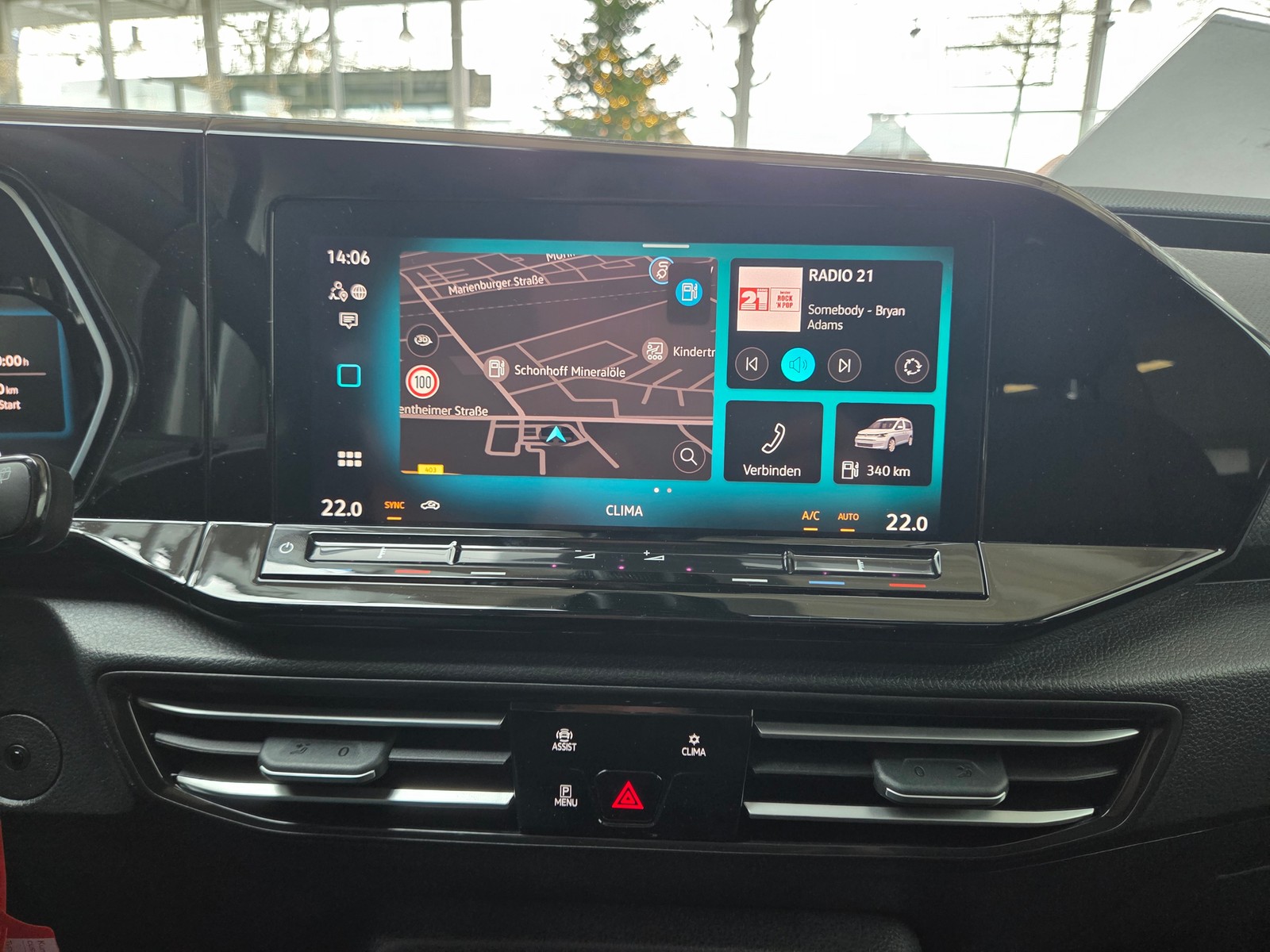 VW - Caddy 2,0 TDI Dark Label Maxi LED Navi AHK_3