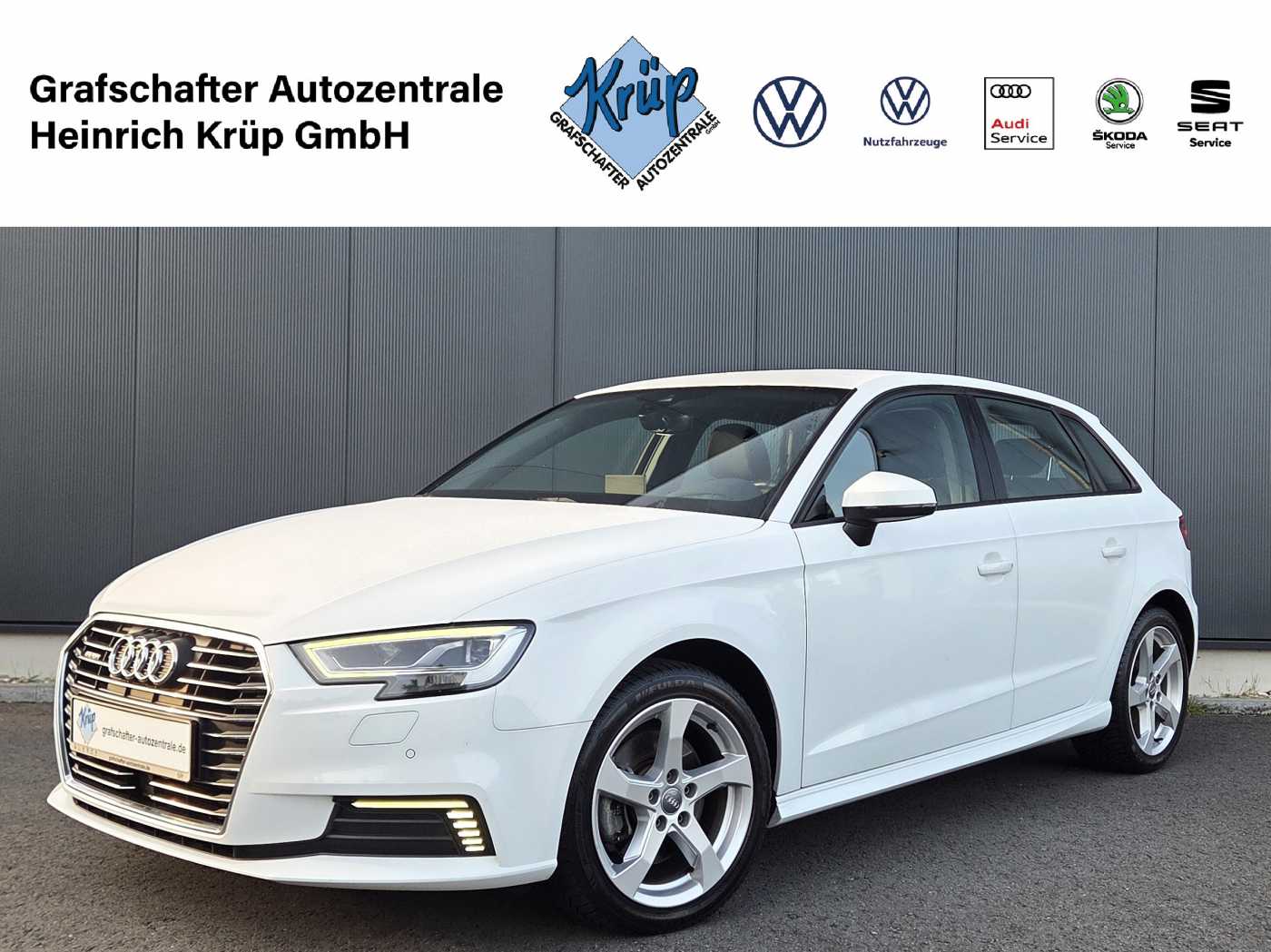 AUDI - A3 Sportback 40 e-tron Sport+ACC+APP+SIDE_1