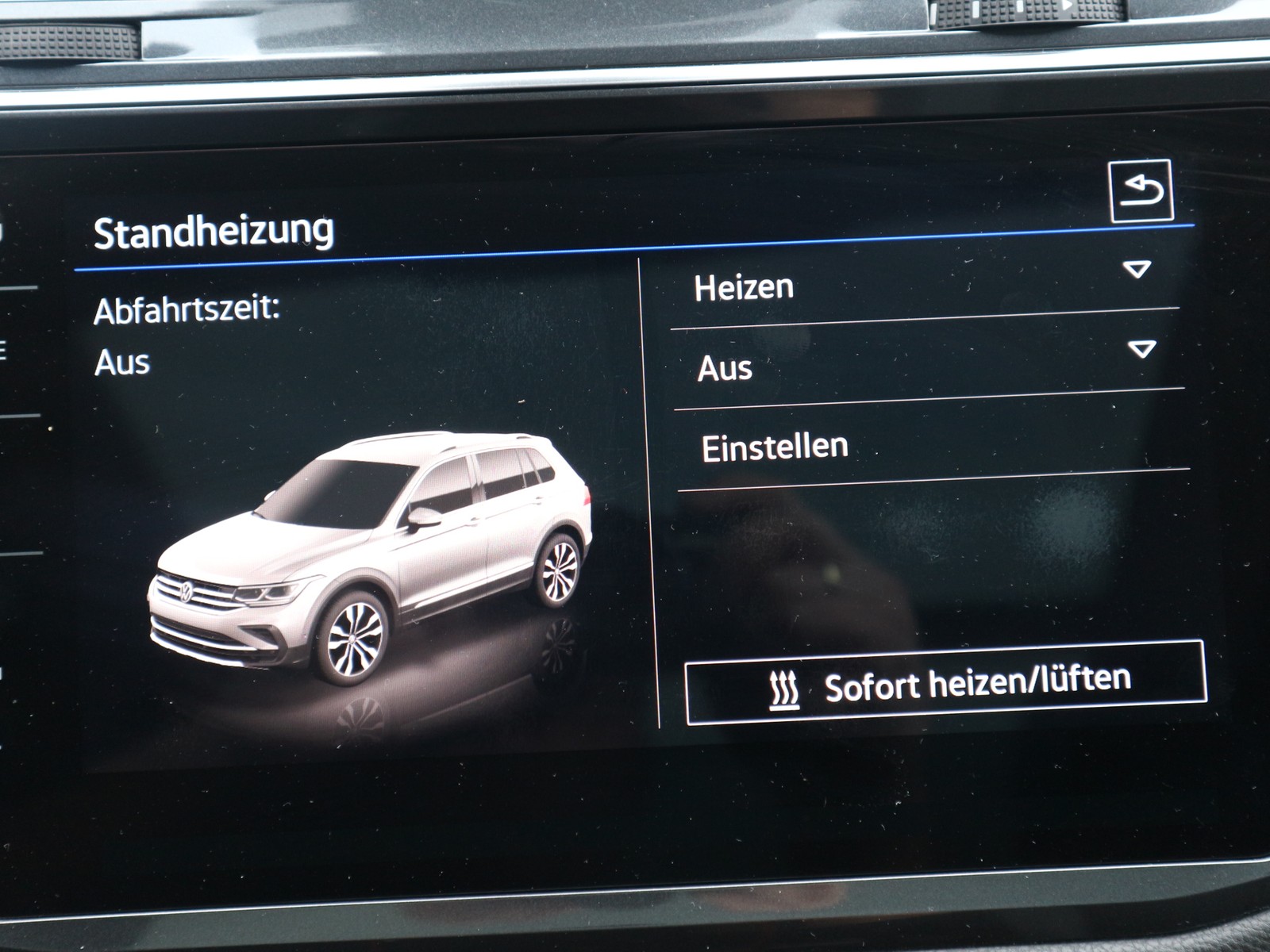 VW - Tiguan Allspace 2,0 TDI R-Line 4Motion Matrix AHK Pano Navi_10