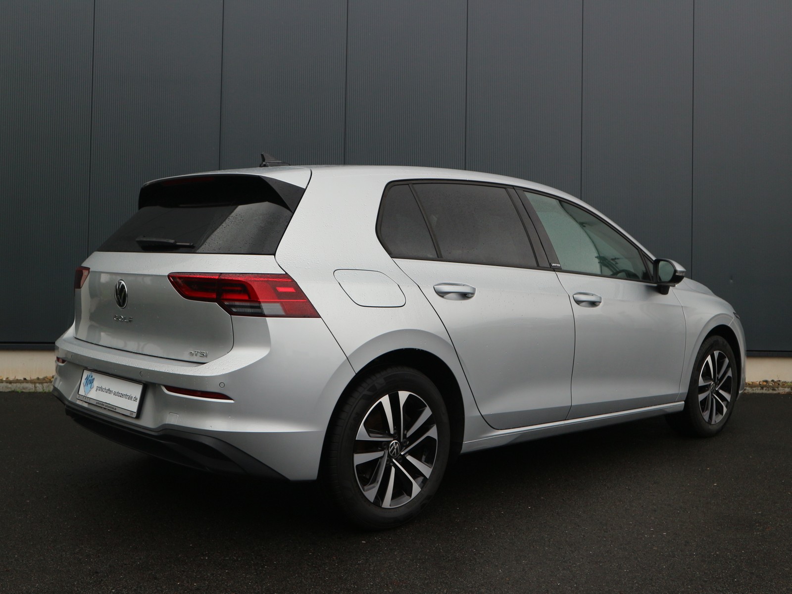 VW - Golf VIII 1,0 eTSI United LED Navi Lane Assist_16