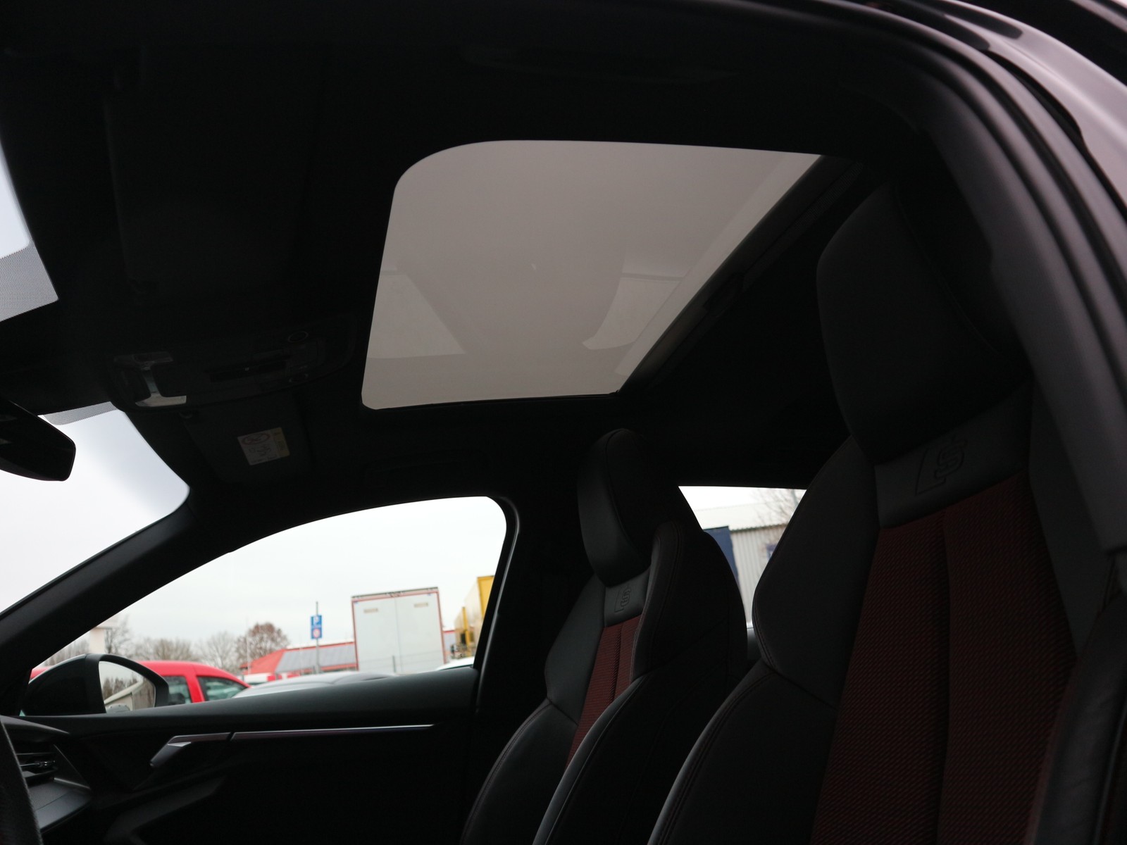 Audi - S3 Sportback 2,0TFSI Quattro +VC+Pano+Navi+LED_3