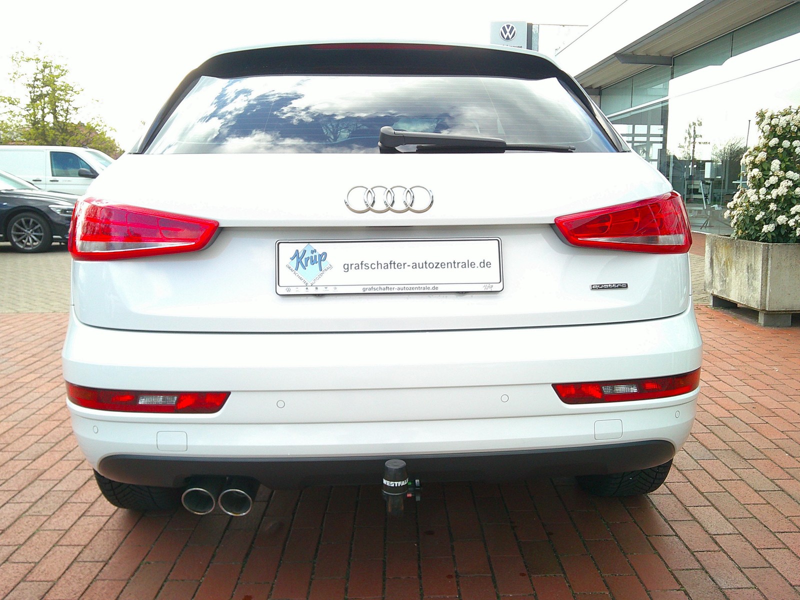 Audi - Q3 2.0 TDI DSG  S-Line quattro SiHz+PDC+NAVI+AHK_15