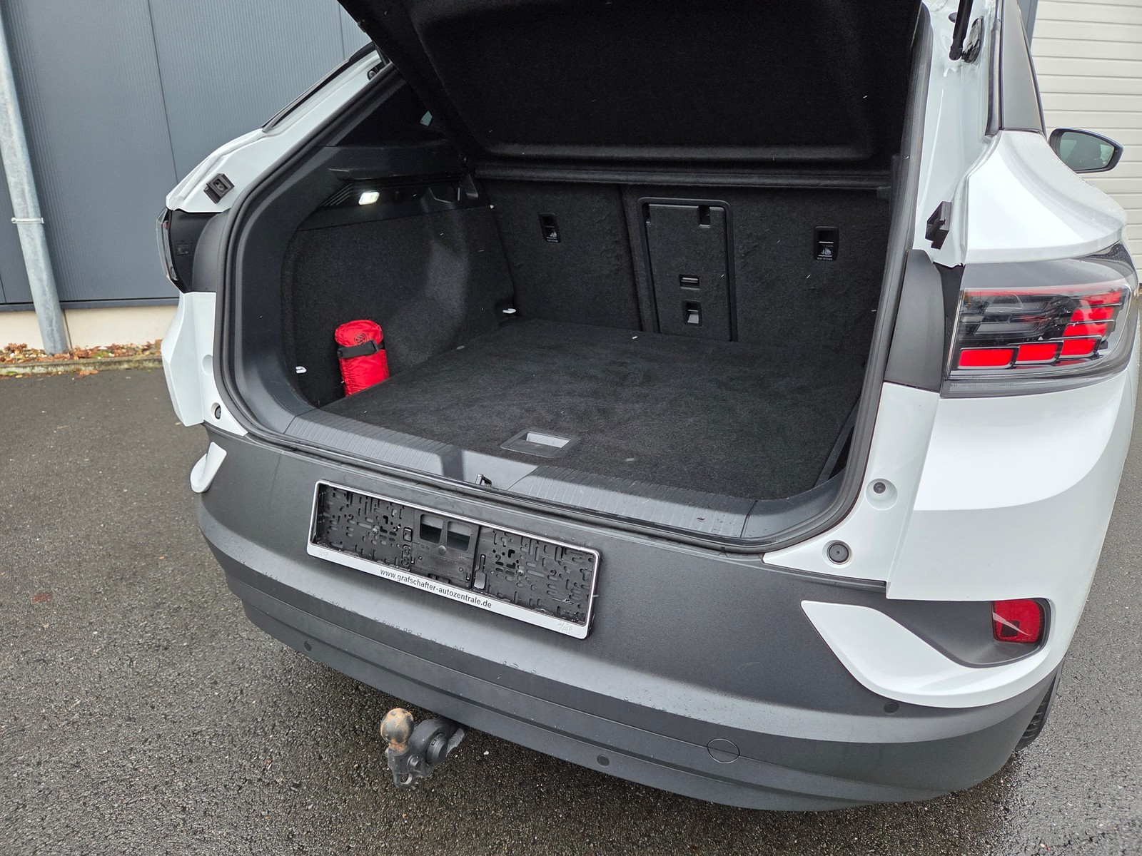 VW - ID.4 Pro Performance /AHK/MATRIX/PANO/KAM/PUMPE_13