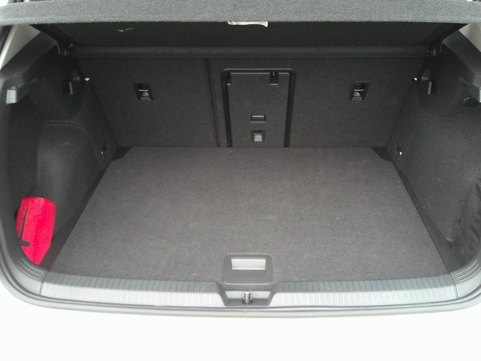 VW - Golf VIII 1,5 eTSI Goal LED_8