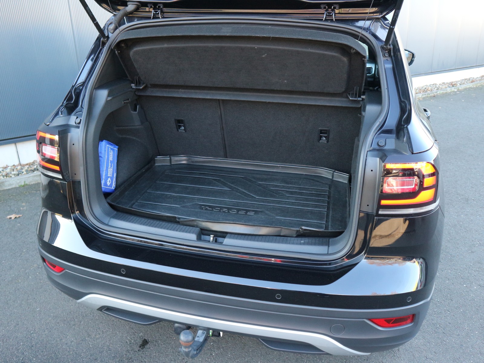 VW - T-Cross 1,0 TSI Move +AHK+LED+Navi+LaneAssist_17