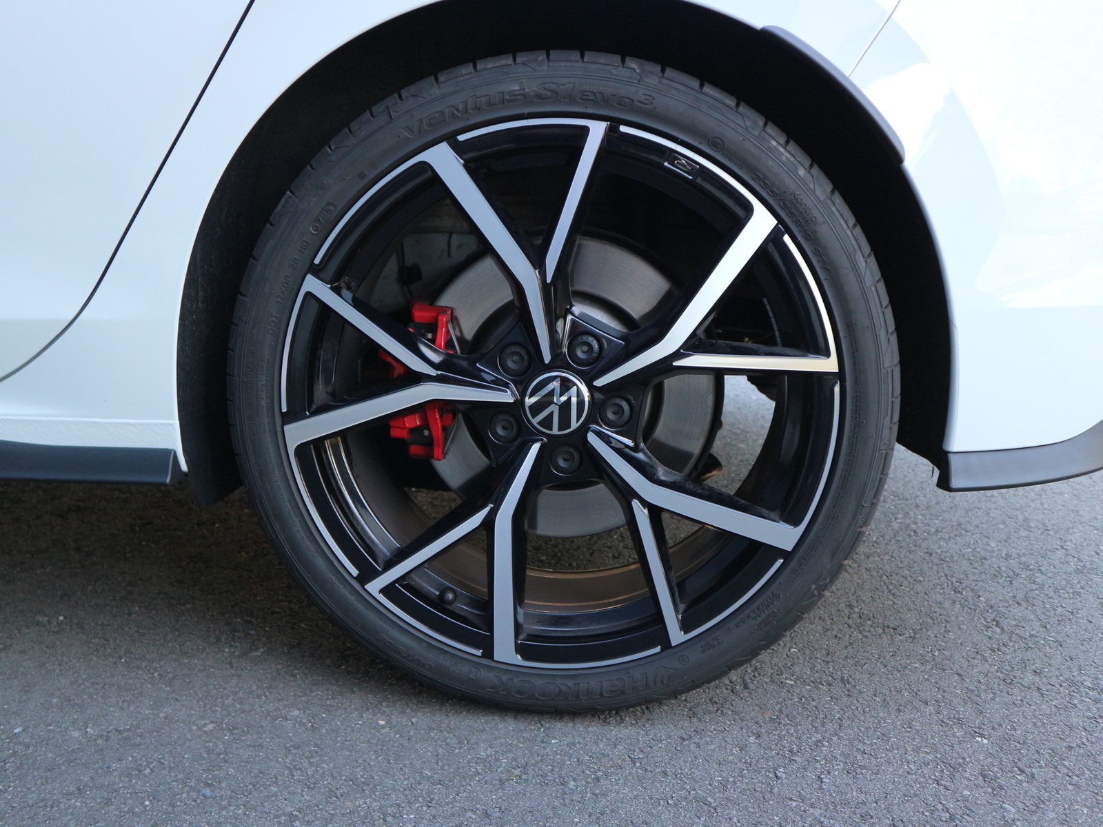 VW - Golf VIII 2,0 TSI GTI +Navi+Pano+HuD+Kamera+LED+_22