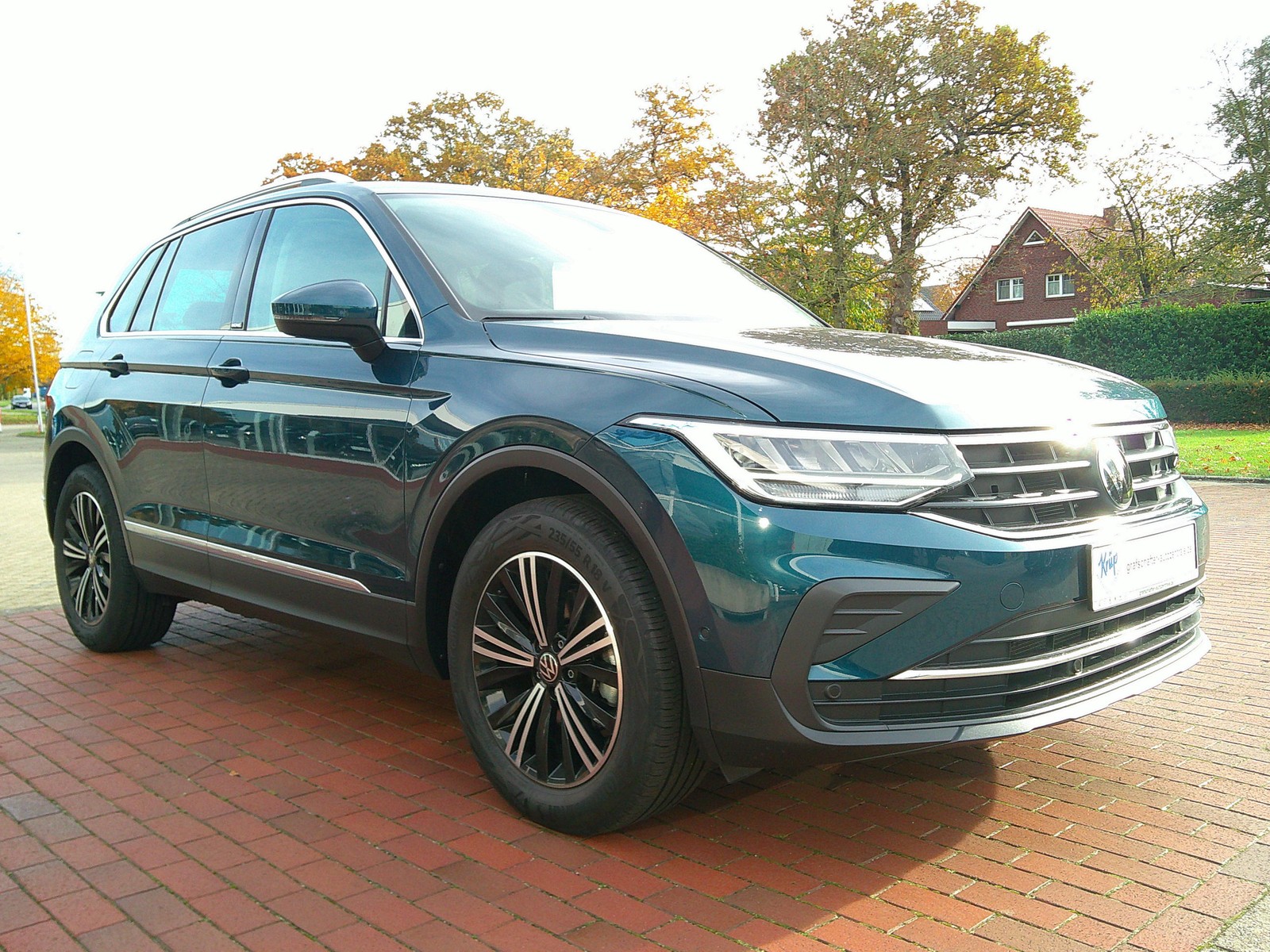 VW - Tiguan 2,0 TDI Move LED Navi Kamera_15