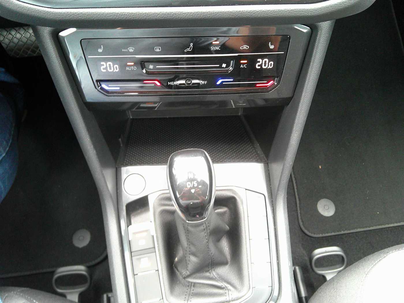 VW - Tiguan 2.0TDI DSG+Kamera+ACC+LED_12