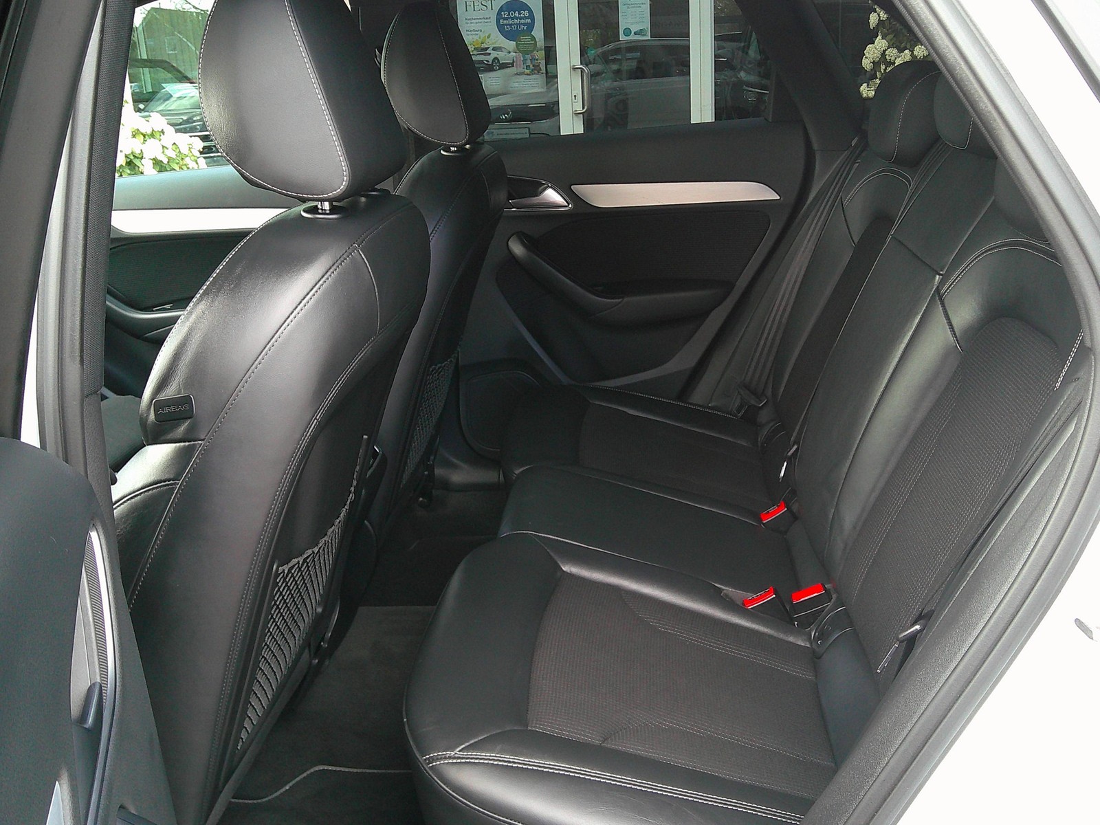 Audi - Q3 2.0 TDI DSG  S-Line quattro SiHz+PDC+NAVI+AHK_9