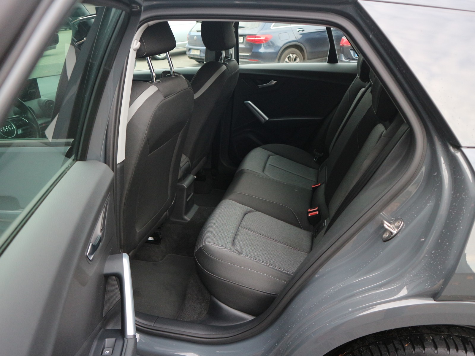 Audi - Q2 30 TFSI Sport /LED/AHK/el.Klappe/Navi_2