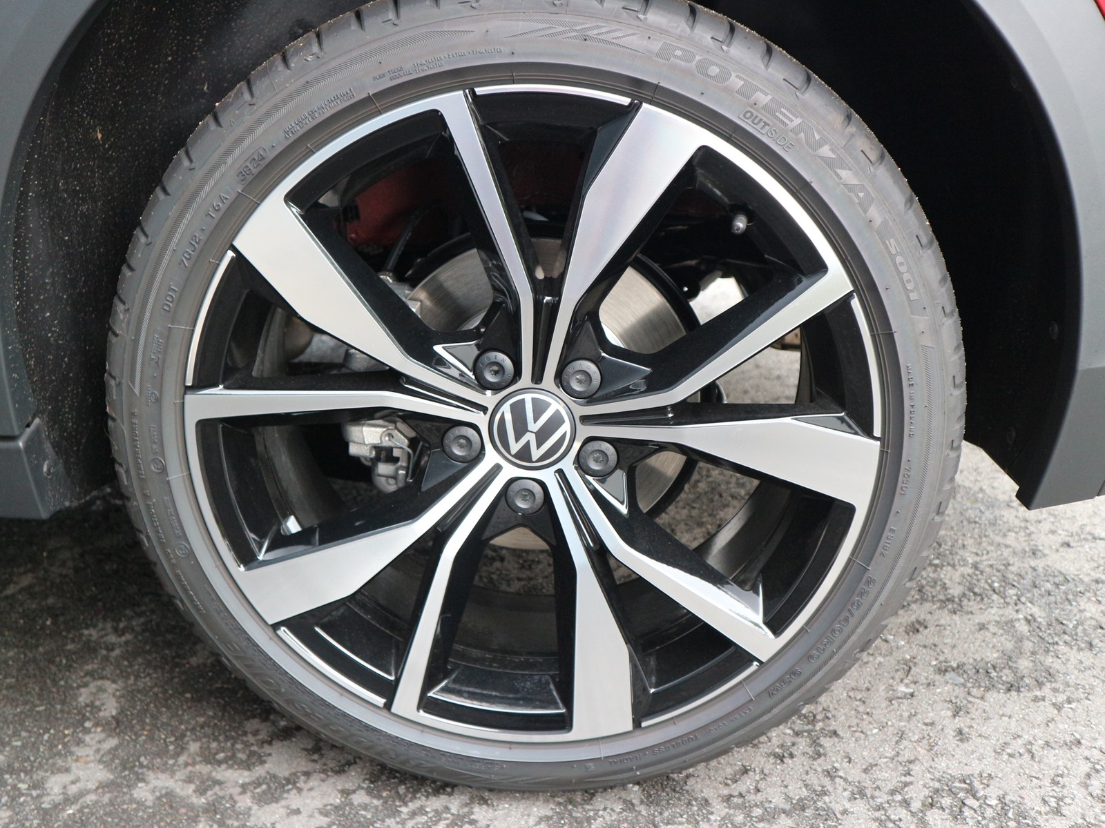 VW - T-Roc Cabrio R-Line +Matrix+Navi+BlackStyle+PaAs_2
