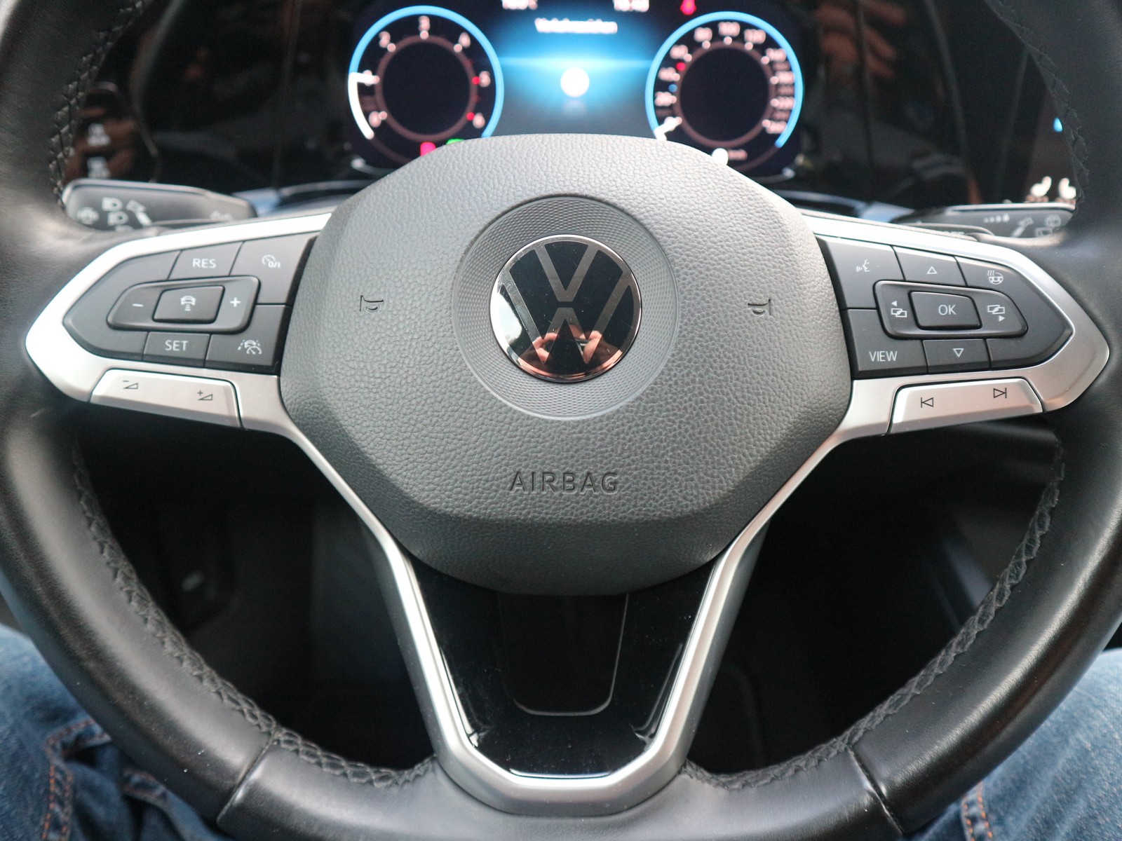 VW - Golf Variant 2,0 l TDI Style LED Navi_3