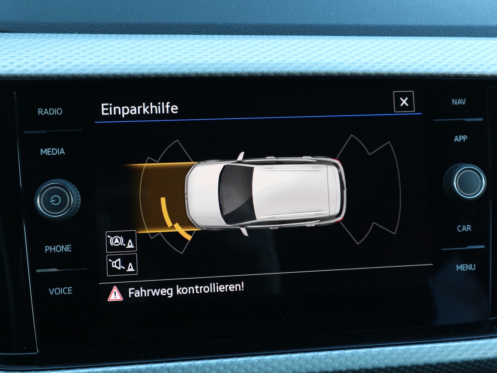 VW - T-Cross 1,0 TSI Move +AHK+LED+Navi+LaneAssist_7