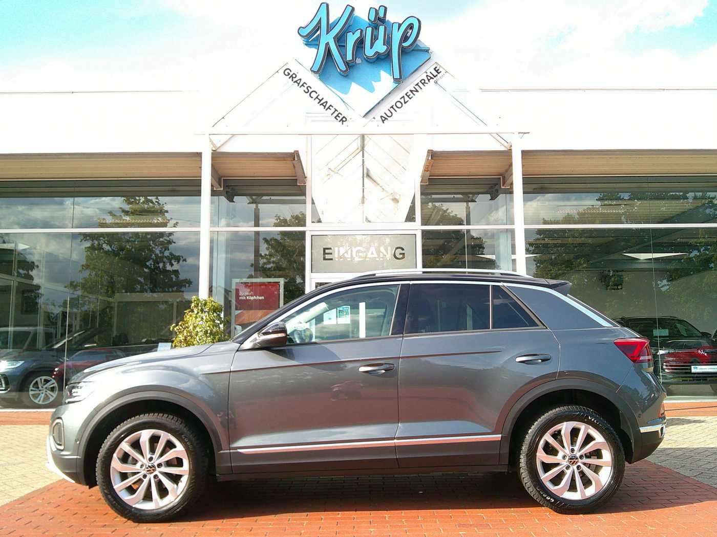 VW - T-Roc 1.5 TSI DSG Style+Navi+ACC+LED+AHK_1