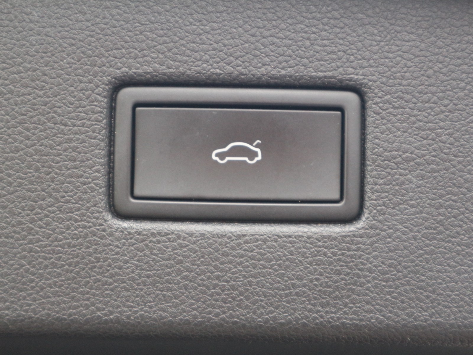 VW - Tiguan 2,0 TDI R-Line Matrix Navi AHK_20