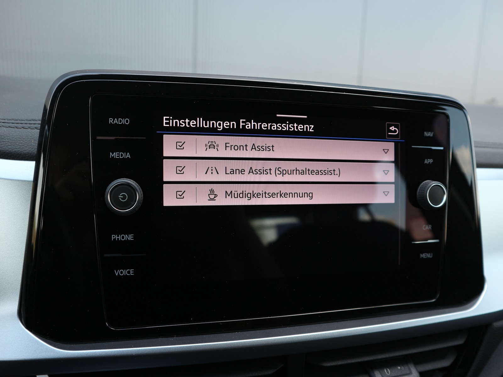 VW - T-Roc 1.0 TSI Life AHK/LED/Sitzheizung/APP_8