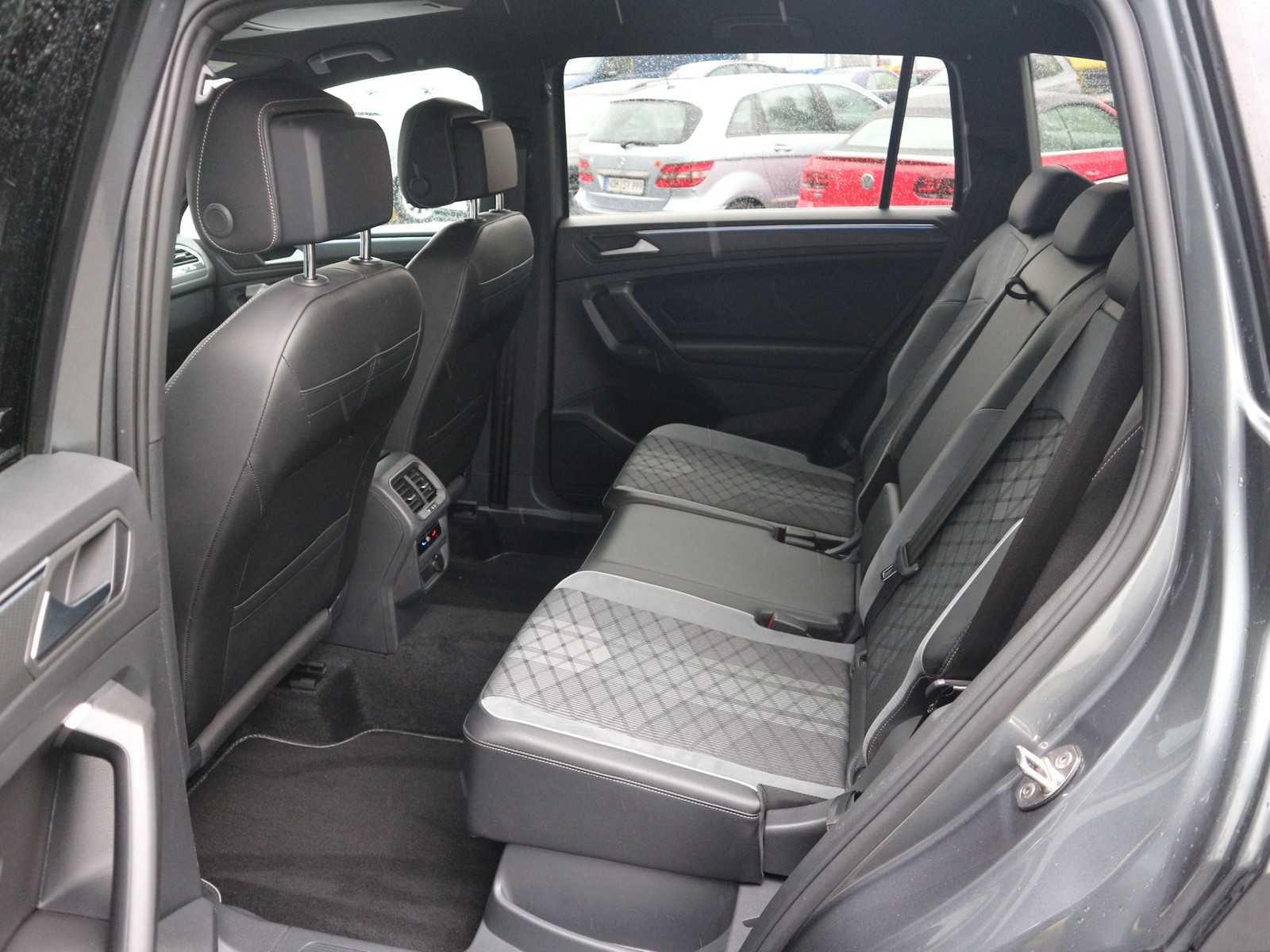 Fahrzeugbild_24