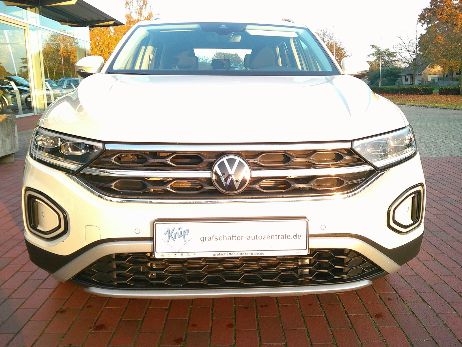 VW - T-Roc 1,5 TSI Style DSG, Kamera, keyless_17