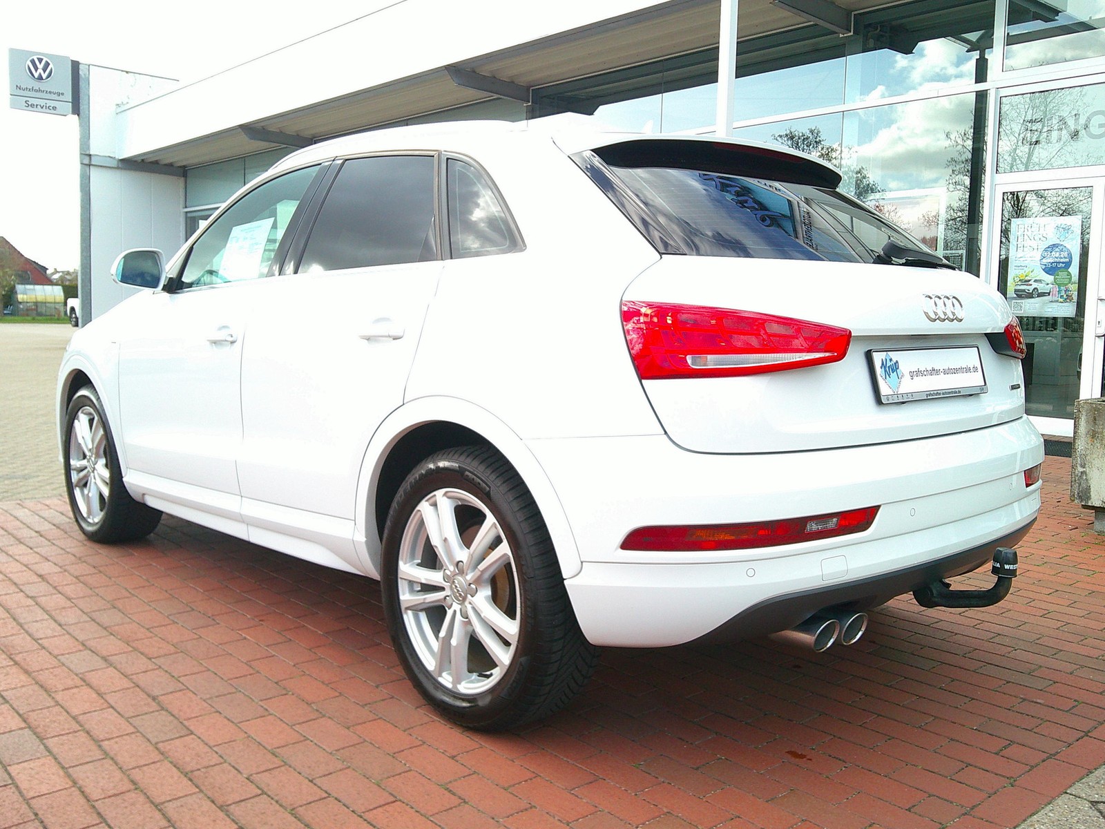 Audi - Q3 2.0 TDI DSG  S-Line quattro SiHz+PDC+NAVI+AHK_14