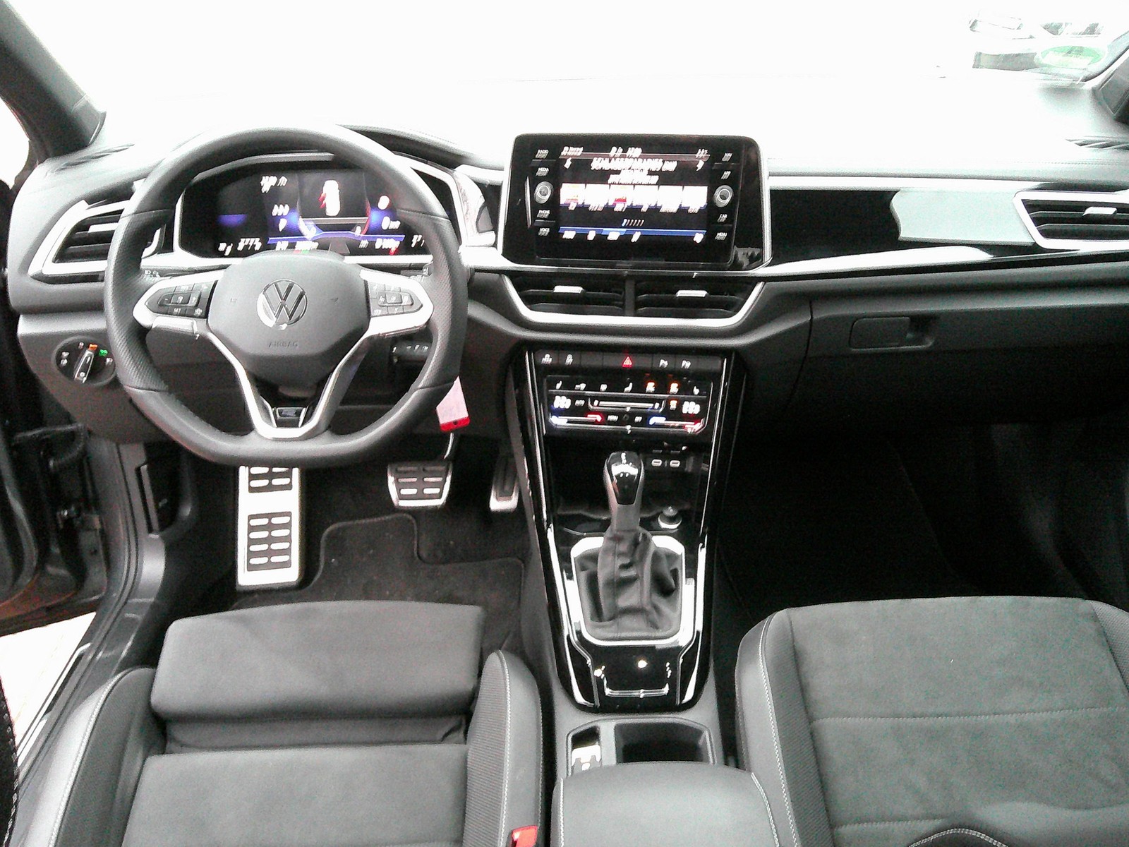 VW - T-Roc 1.5 TSI DSG R-Line KAMERA+ACC+NAVI+LED+AHK_7