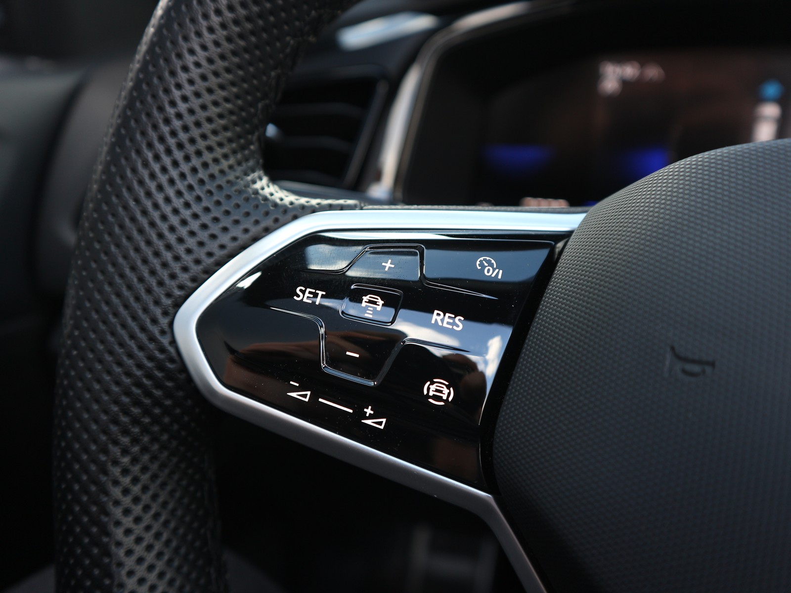 VW - T-Roc Cabriolet 1.5 TSI R-LINE/ACC/LED/KAM_20