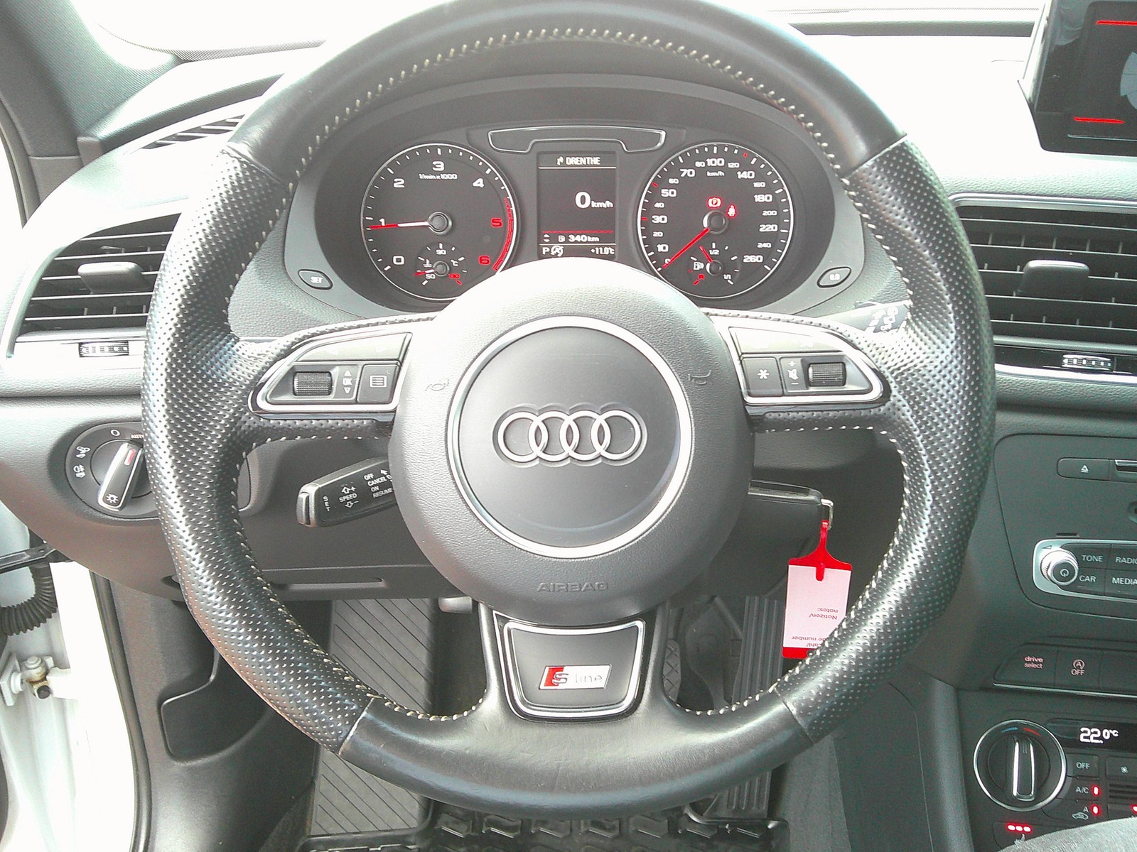 Audi - Q3 2.0 TDI DSG  S-Line quattro SiHz+PDC+NAVI+AHK_4