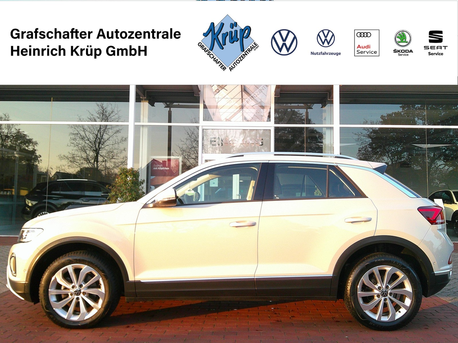 VW - T-Roc 1,5 TSI Style DSG, Kamera, keyless_1