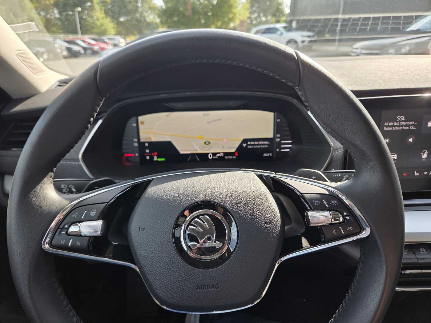 SKODA - Octavia Style iV 150KW+MATRIX+KAM+HUD+ACC_8