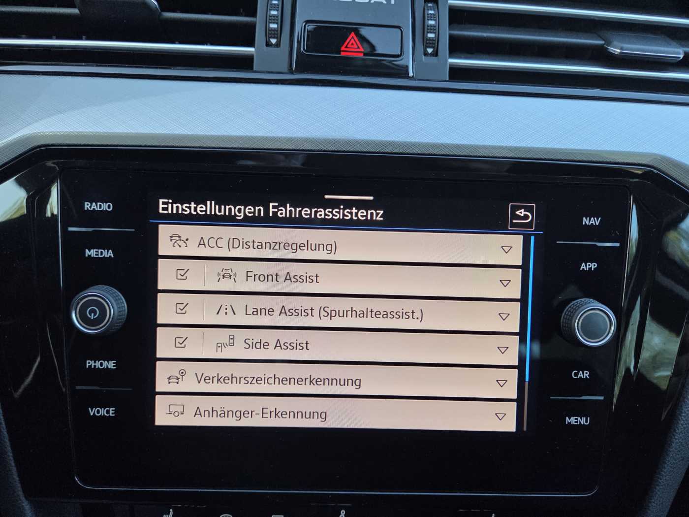 VW - Passat Variant 1.4 TSI GTE/AHK/SIDE/el.KLappe_14